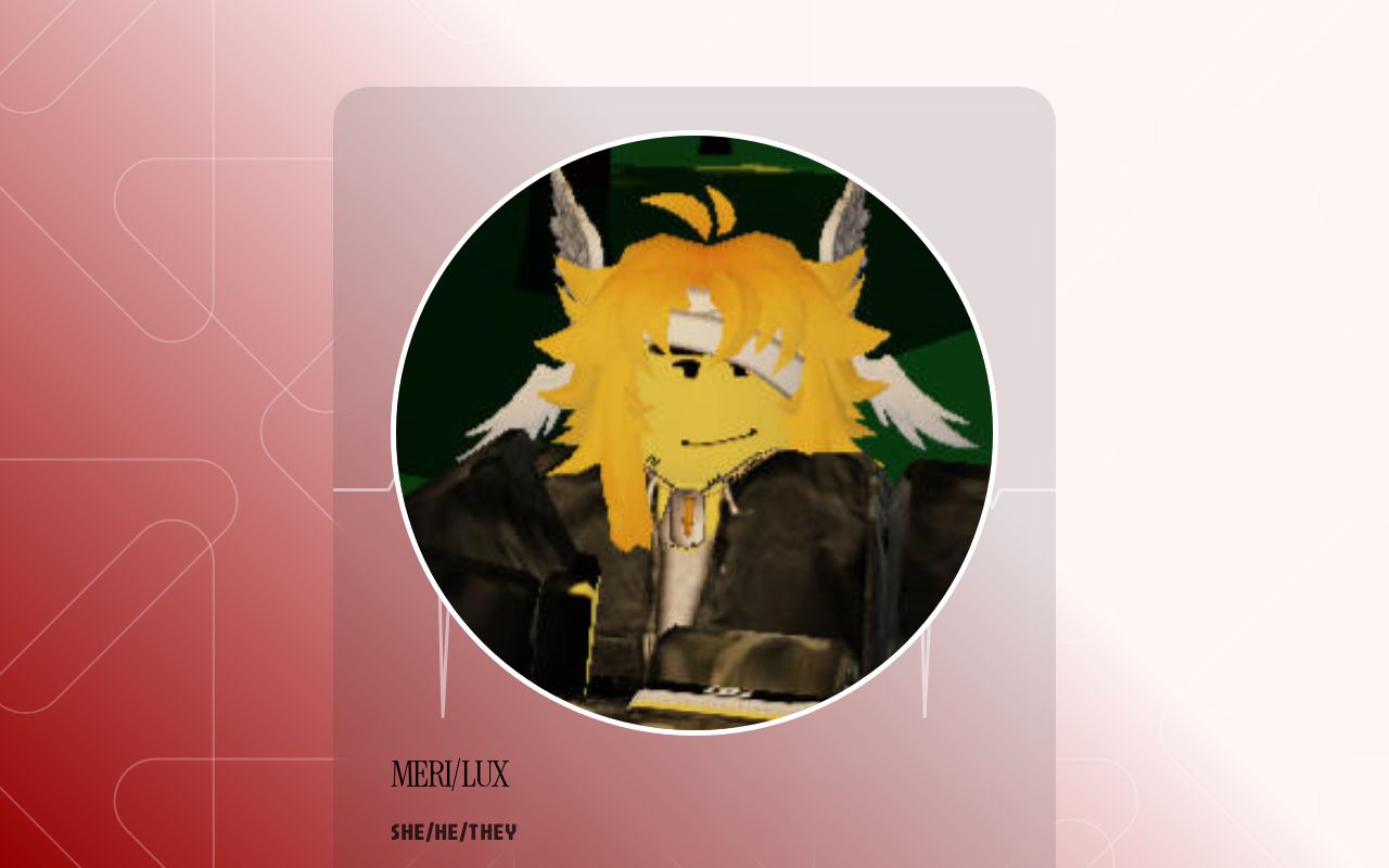 Carrd profile picture for @luxxeerr